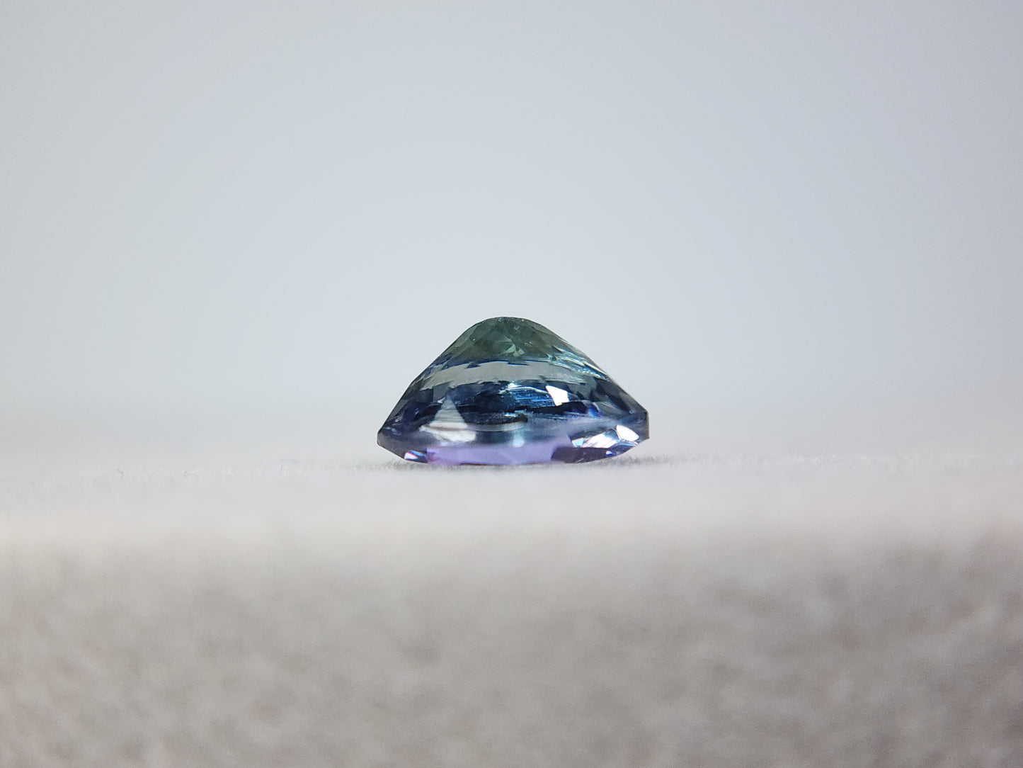 0876-5 バイカラータンザナイト 1.47ct