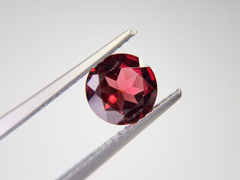 0910-2-8 ガーネット 1.43ct