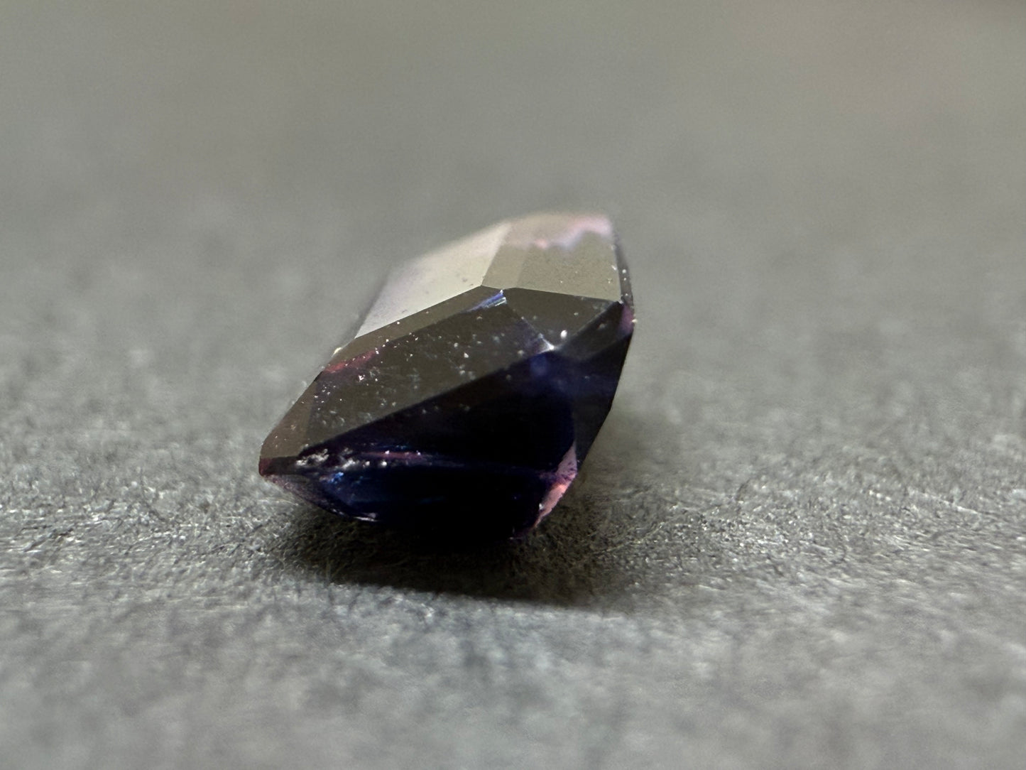 0301 ウィンザーサファイア　0.94ct