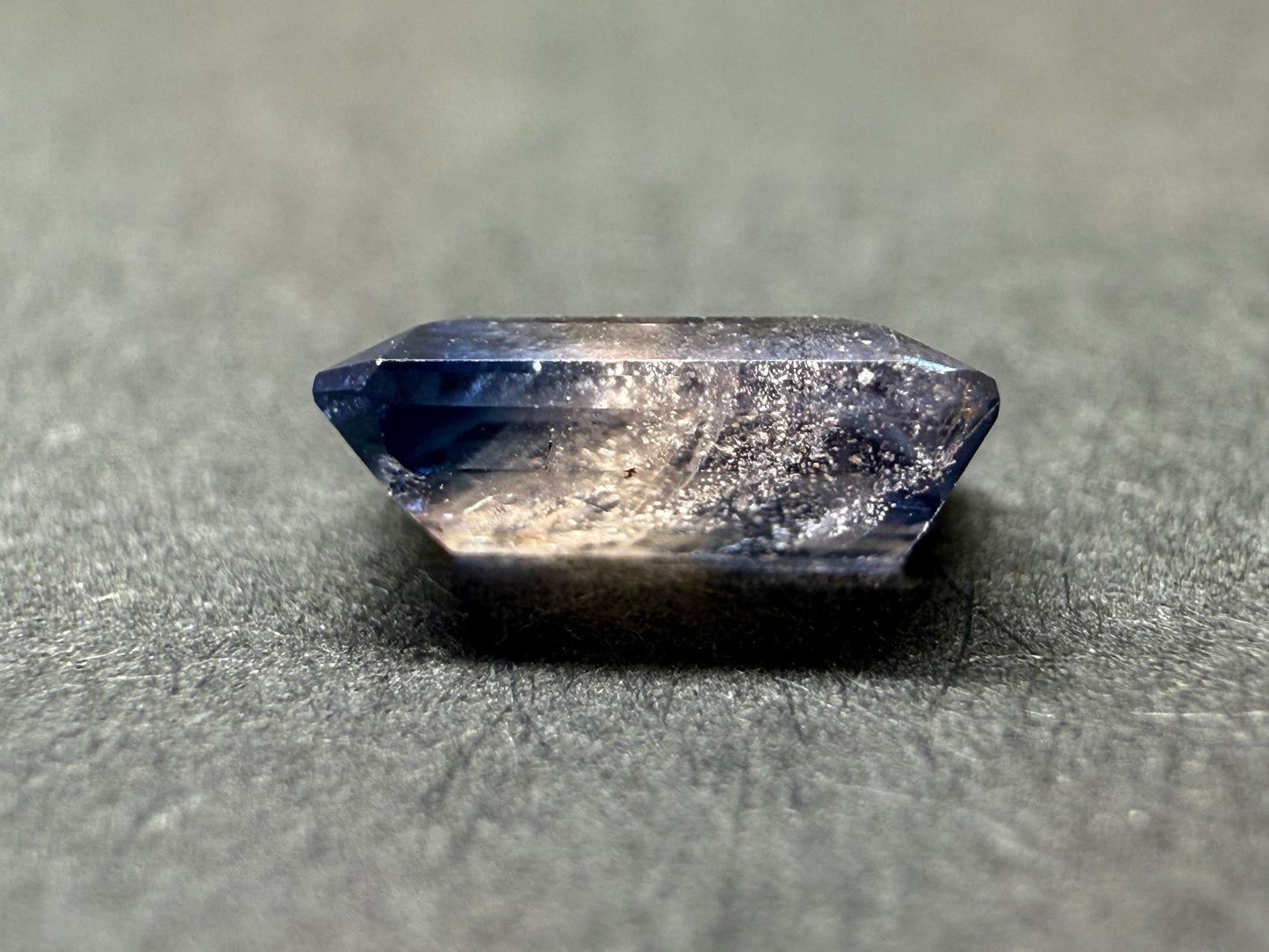 0294 ウィンザーサファイア　0.65ct