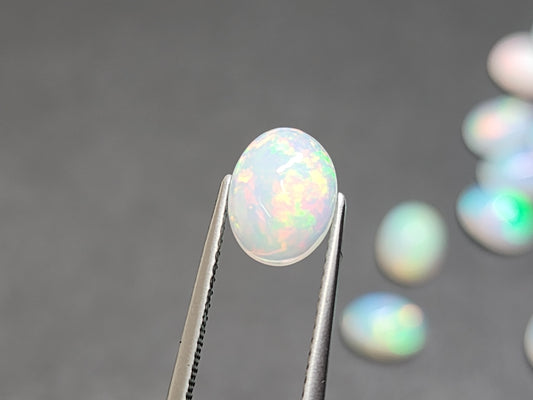 0808【ランダム発送】オパール【1石あたり約1.21ct】