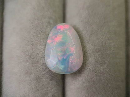 0916-15　オパール　1.66ct
