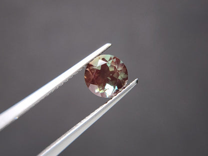 0504-1　バイカラーアンデシン　0.97ct