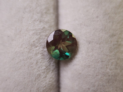 0504-2　バイカラーアンデシン　0.80ct