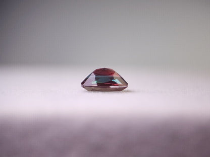 0504-4　バイカラーアンデシン　0.76ct