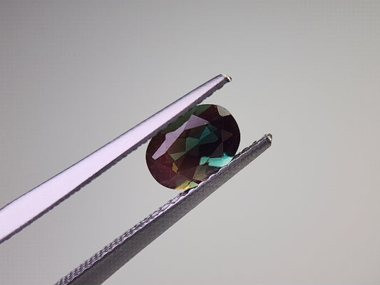 0504-5　バイカラーアンデシン　0.69ct
