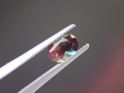 0504-5　バイカラーアンデシン　0.69ct