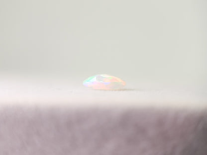 0909-2-1　オパール　0.36ct