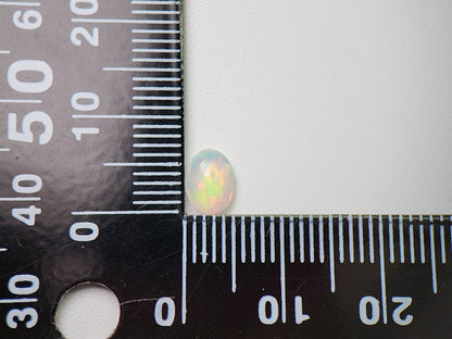 0909-2-1　オパール　0.36ct