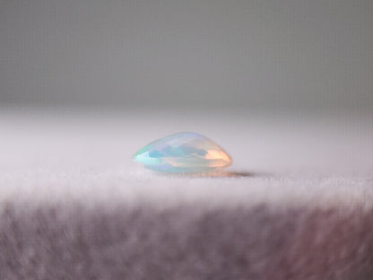 0909-2-3　オパール　0.38ct