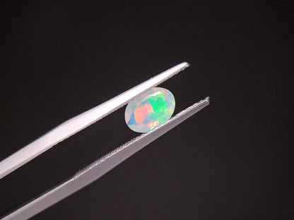 0909-2-4　オパール　0.40ct
