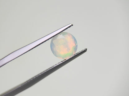 0909-3-1　オパール　0.74ct