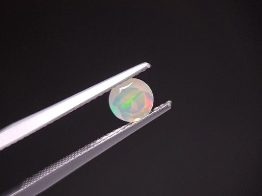 0909-4-2　オパール　0.27ct