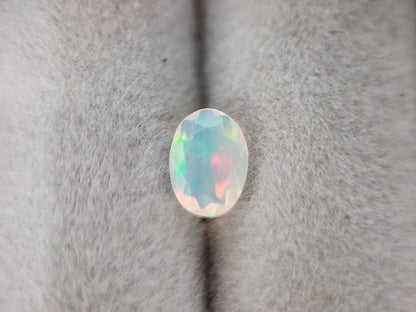0909-2-3　オパール　0.38ct