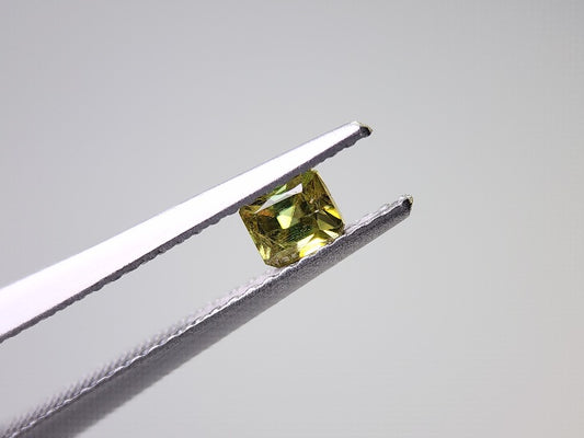 0932-6　スフェーン　0.36ct
