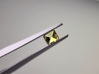 0932-6　スフェーン　0.36ct