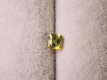 0932-6　スフェーン　0.36ct