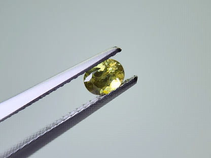 0932-7　スフェーン　0.34ct