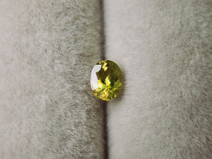 0932-7　スフェーン　0.34ct