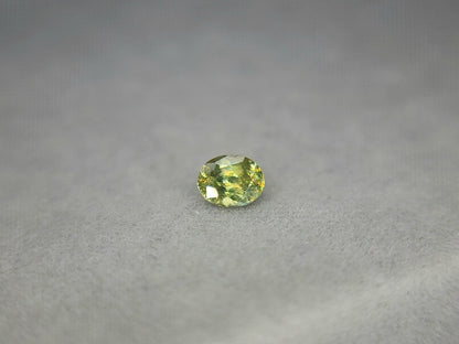 0932-7　スフェーン　0.34ct