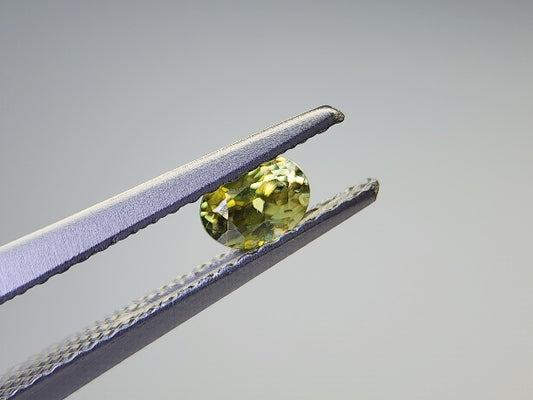 0932-9　スフェーン　0.26ct