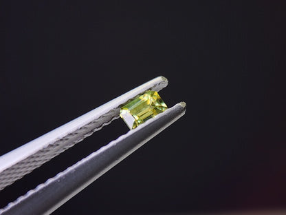 0932-10　スフェーン　0.17ct