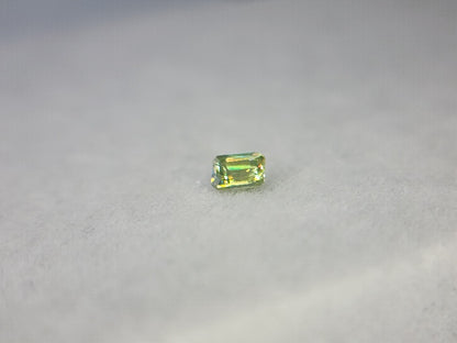 0932-10　スフェーン　0.17ct