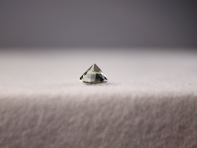 0657-22-2　ゾイサイト　0.38ct