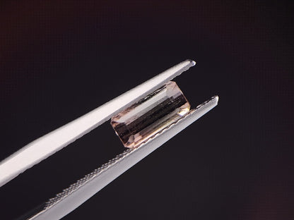 0879-10 　トルマリン　0.90ct