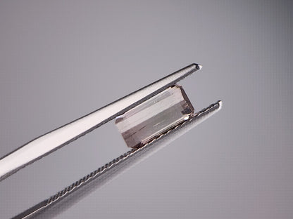 0879-10 　トルマリン　0.90ct