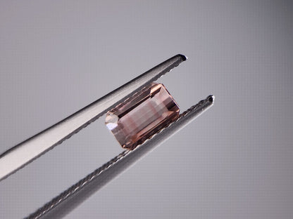 0879-13　トルマリン　0.76ct