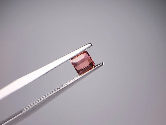 0879-73　トルマリン　0.48ct
