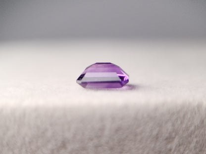 0918-2-18　アメジスト　1.36ct