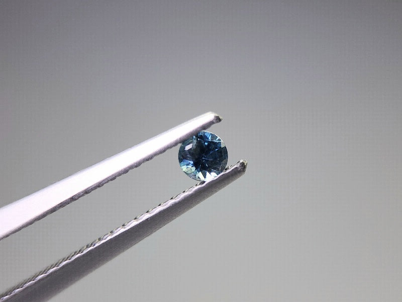 0090-13　モンタナサファイア　0.14ct