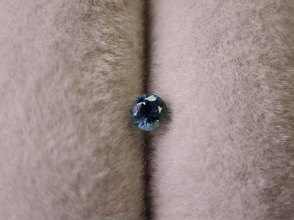 0090-13　モンタナサファイア　0.14ct