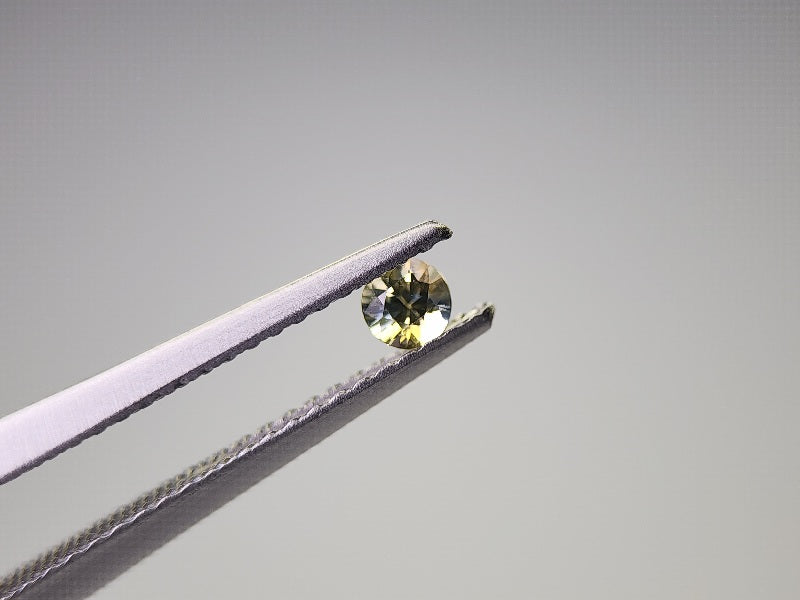 0090-14　モンタナサファイア　0.13ct