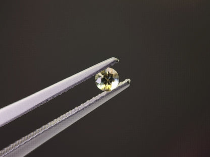 0090-14　モンタナサファイア　0.13ct