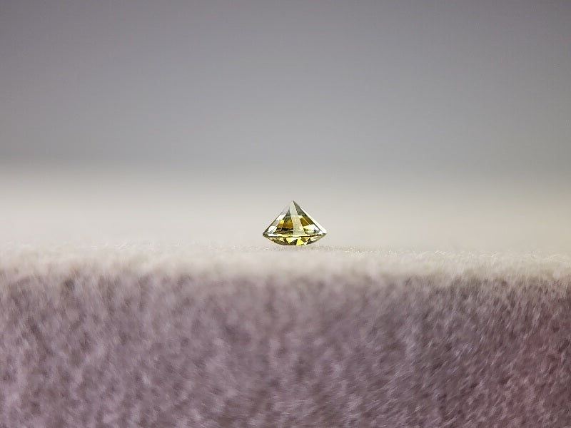 0090-14　モンタナサファイア　0.13ct