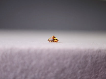 0090-15　モンタナサファイア　0.13ct