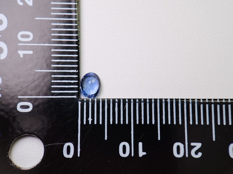 0904-15　サファイア　0.41ct
