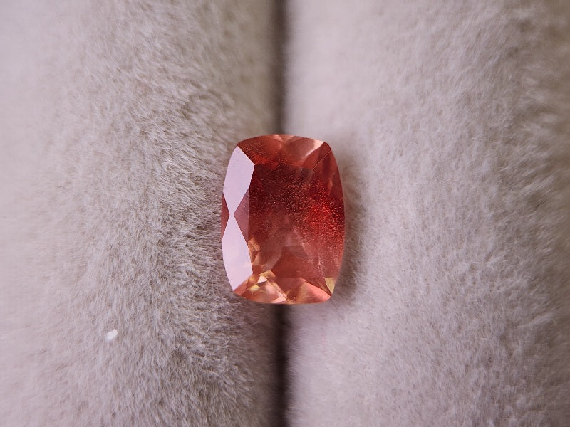 0943-2　オレゴンサンストーン　1.18ct