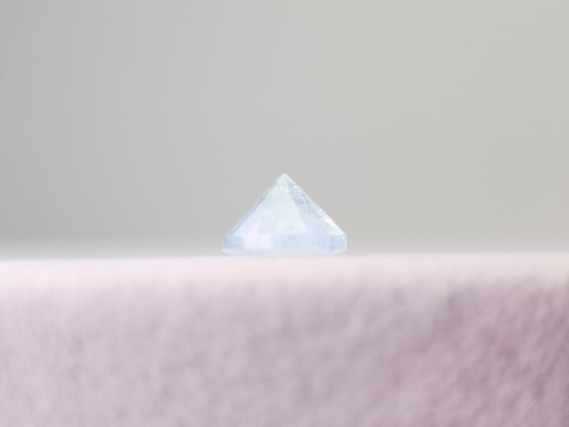 0008-2-2　シンデレラアクアマリン　0.94ct