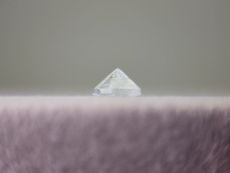 0008-2-3　シンデレラアクアマリン　0.38ct