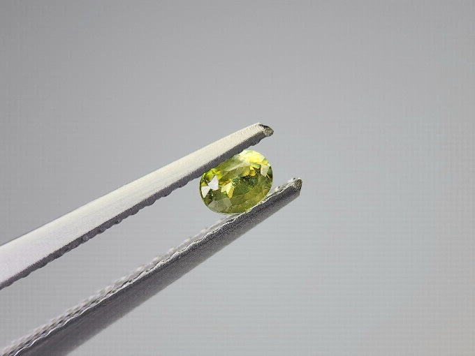 0932-1-1　スフェーン　0.15ct