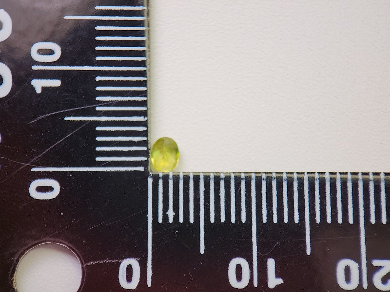 0932-1-1　スフェーン　0.15ct