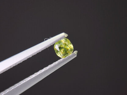 0932-1-2　スフェーン　0.14ct