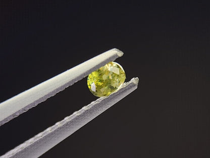 0932-1-5　スフェーン　0.13ct