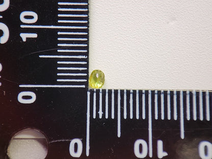 0932-1-5　スフェーン　0.13ct