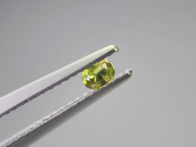 0932-1-4　スフェーン　0.13ct