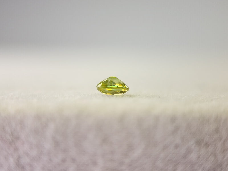 0932-1-4　スフェーン　0.13ct